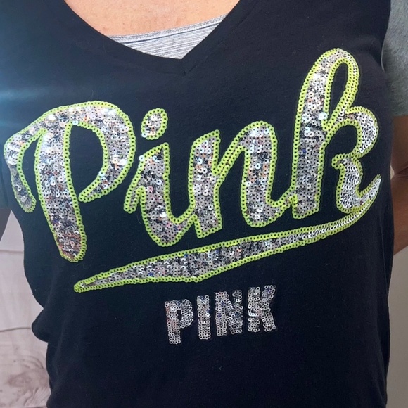 |•PINK•| Victoria's Secret PINK Sequin Logo Size Small - Picture 6 of 14